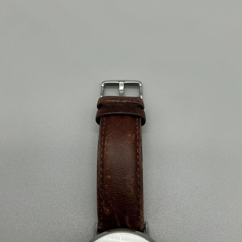 Daniel Wellington Mens Watch 41mm White Dial Brown Leather Strap New Battery